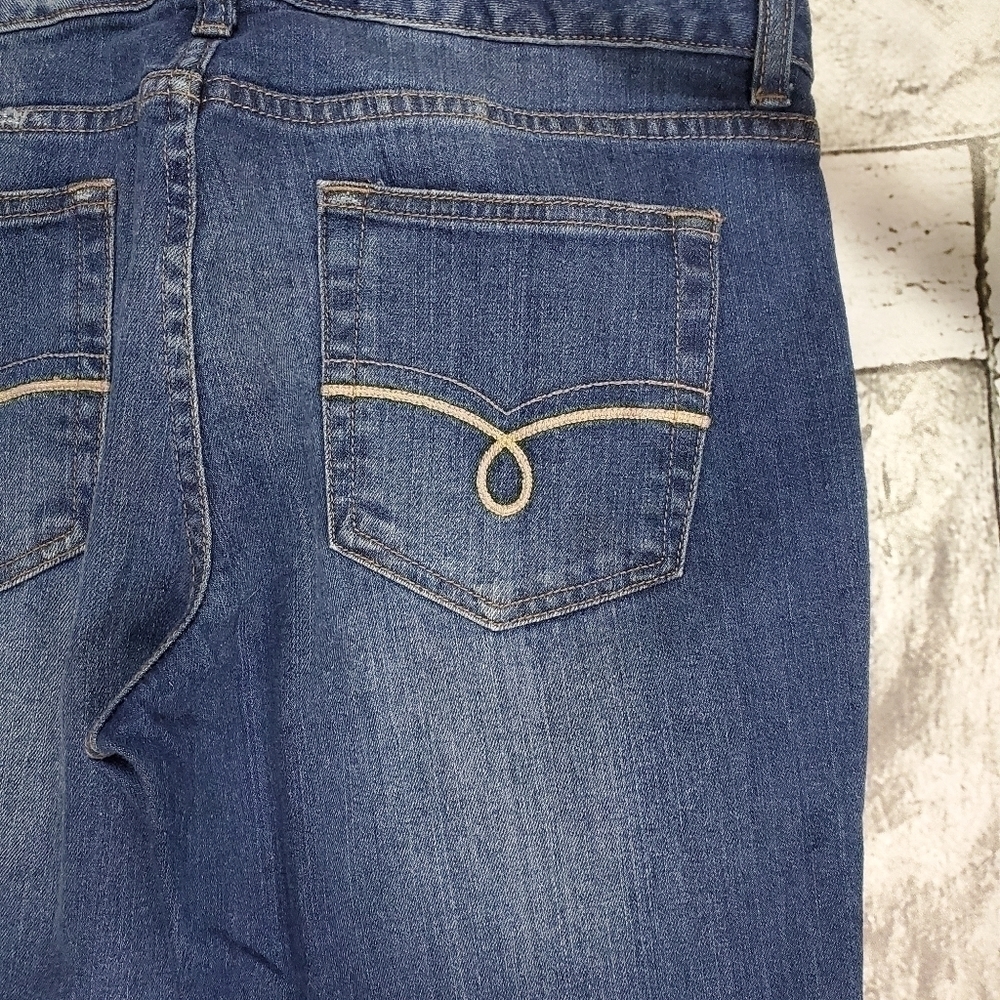 American Rag Blue Wash Flared Jeans 11 - Picture 7 of 13